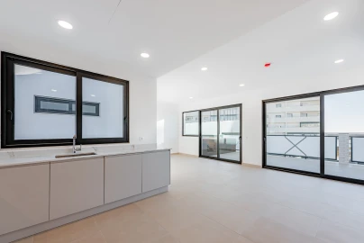 Apartamento T3 para Venda em Faro (Sé e São Pedro)