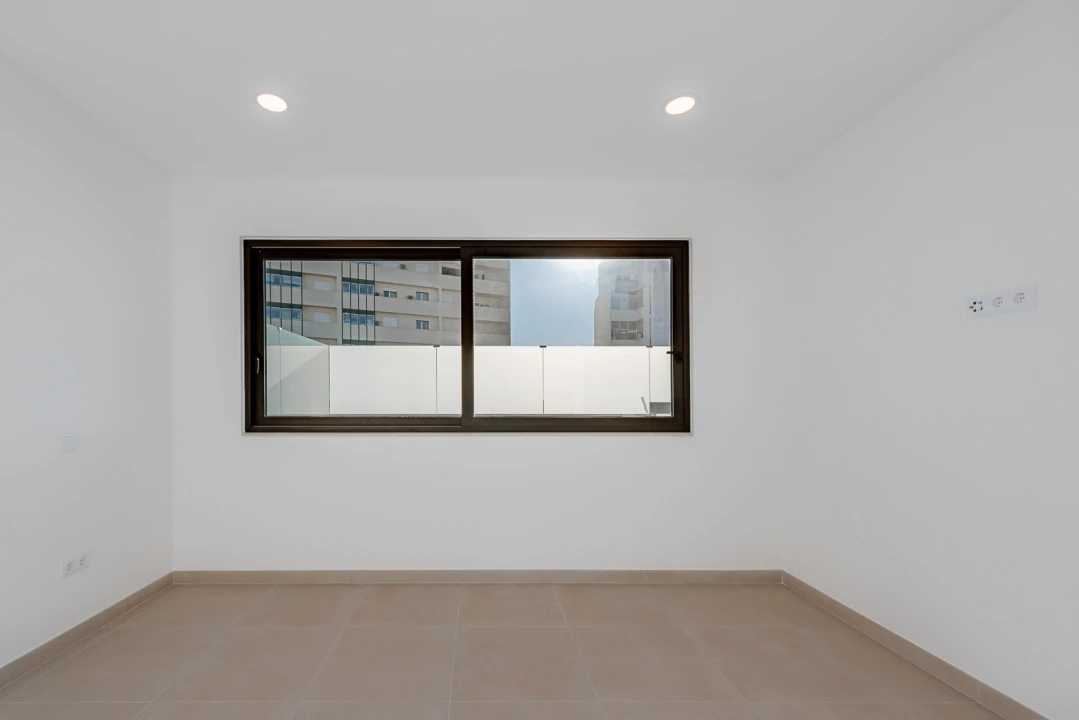 Apartamento T3 para Venda em Faro (Sé e São Pedro) Foto 60