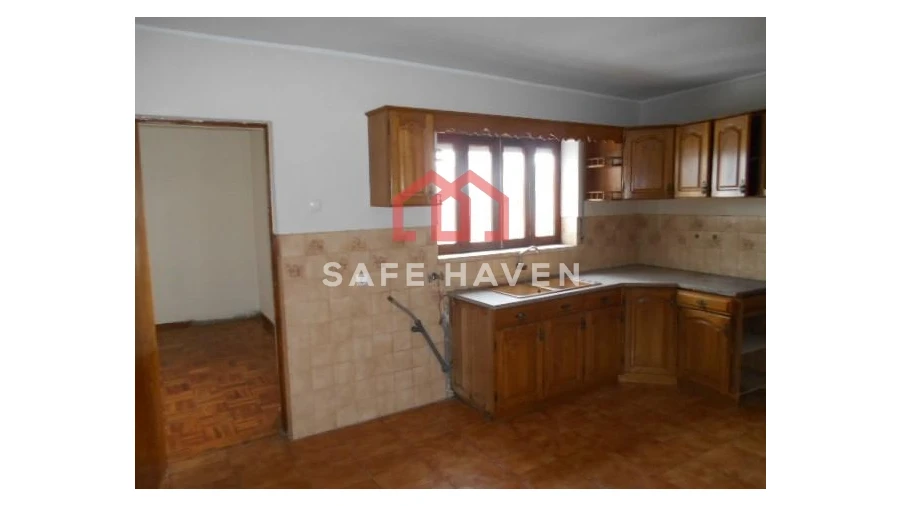 Moradia T6 para Venda em Paços da Serra Foto 4