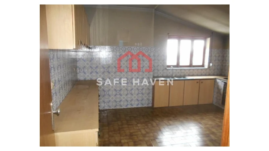 Moradia T6 para Venda em Paços da Serra Foto 3