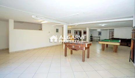 Moradia T7 para Venda em Quarteira