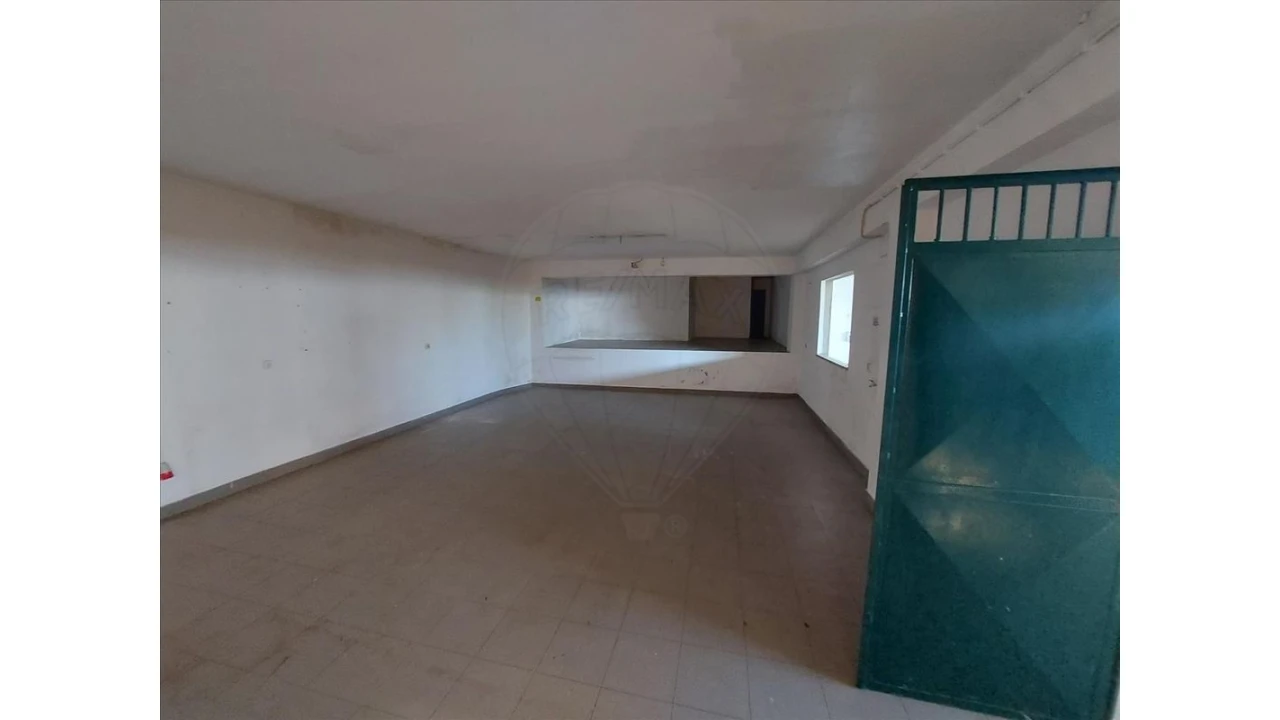 Prédio para Venda em Santiago de Besteiros Foto 20