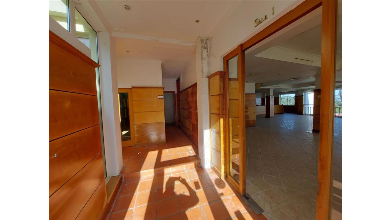 Prédio para Venda em Santiago de Besteiros Foto 6