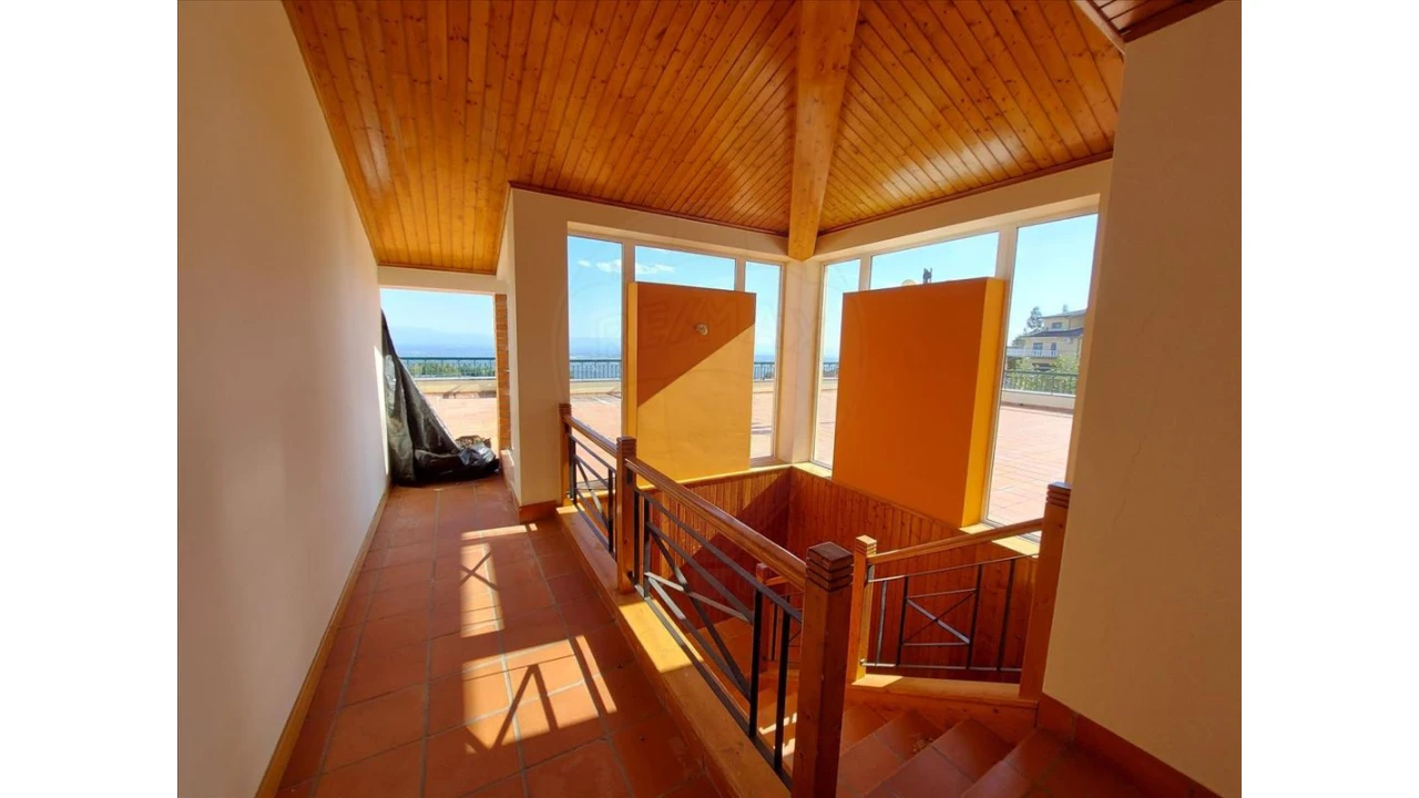 Prédio para Venda em Santiago de Besteiros Foto 7