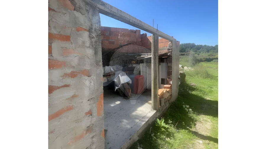 Moradia T2 para Venda em Pinheiro de Azere Foto 22