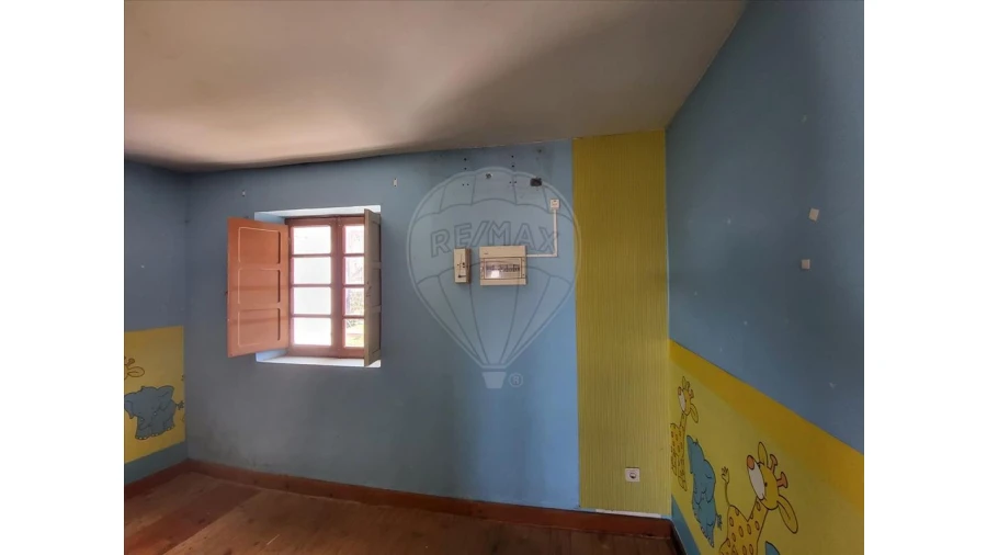 Moradia T2 para Venda em Pinheiro de Azere Foto 10