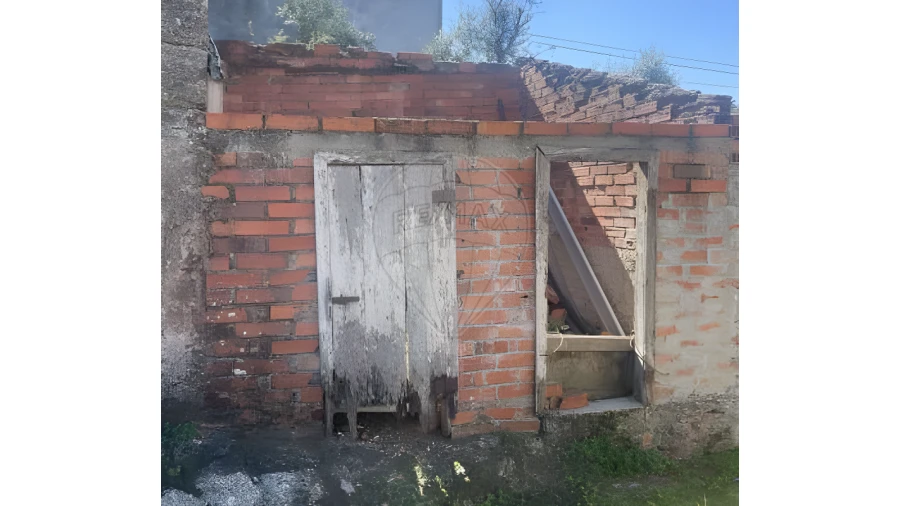 Moradia T2 para Venda em Pinheiro de Azere Foto 20