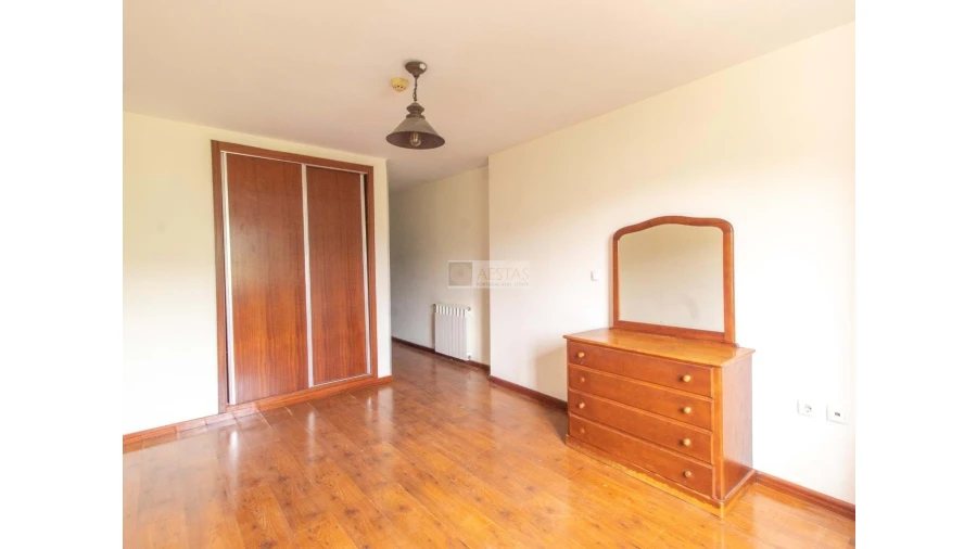 Quinta T7 para Venda em Aguiar de Sousa Foto 38