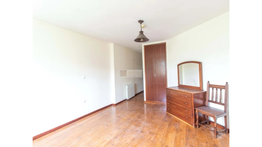 Quinta T7 para Venda em Aguiar de Sousa Foto 41