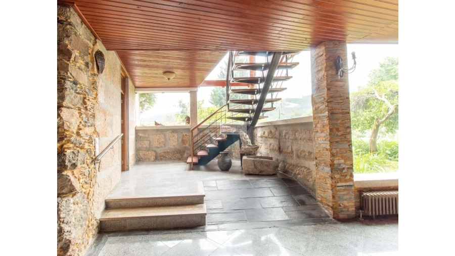 Quinta T7 para Venda em Aguiar de Sousa Foto 21