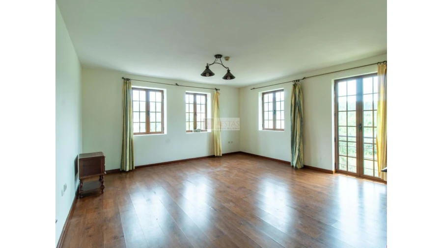 Quinta T7 para Venda em Aguiar de Sousa Foto 28