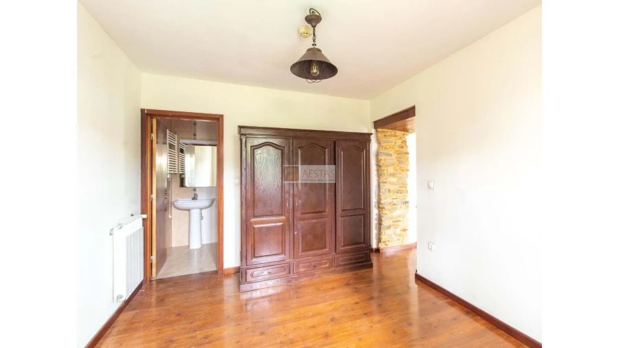 Quinta T7 para Venda em Aguiar de Sousa Foto 49