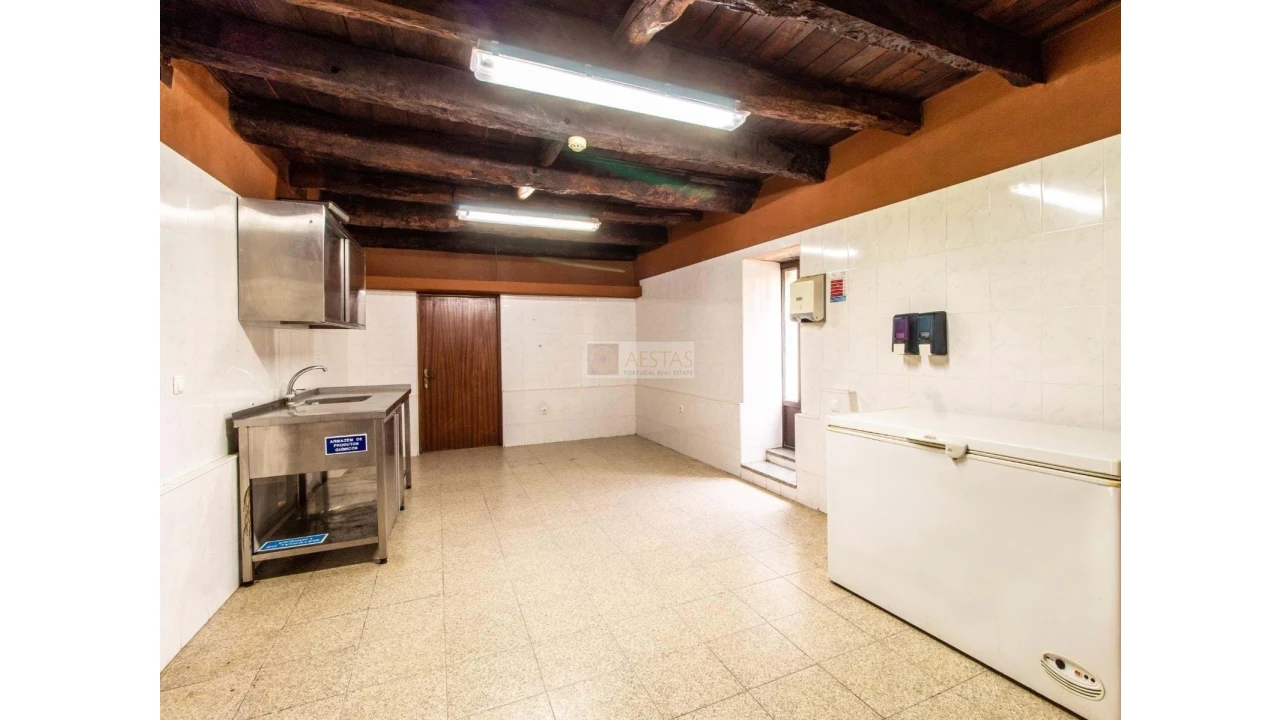 Quinta T7 para Venda em Aguiar de Sousa Foto 12