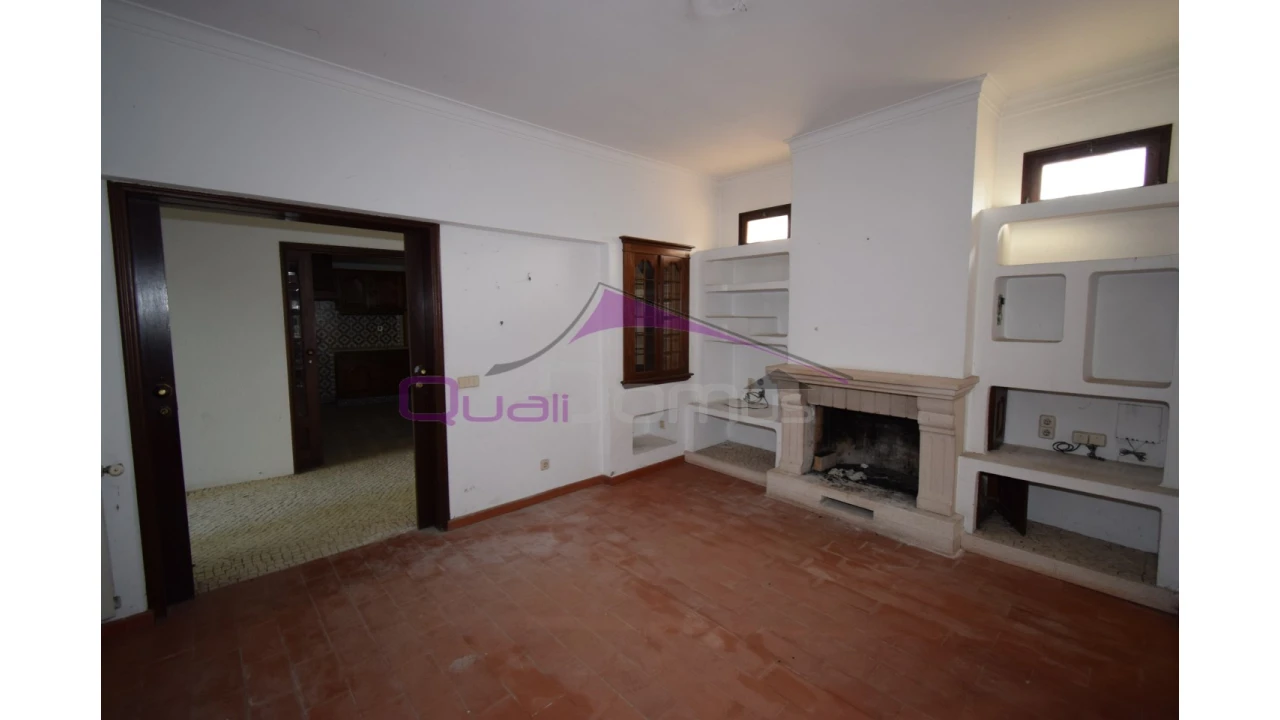 Moradia T4 para Venda em Minde Foto 6