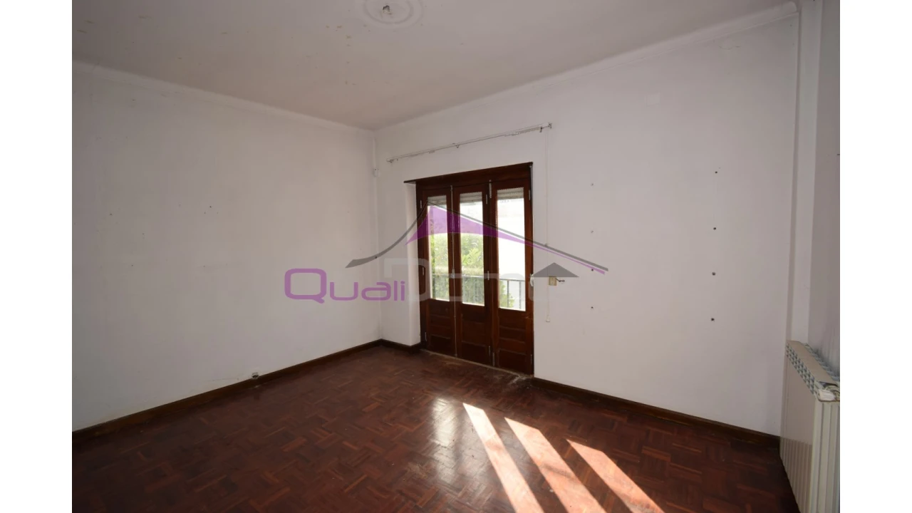 Moradia T4 para Venda em Minde Foto 28