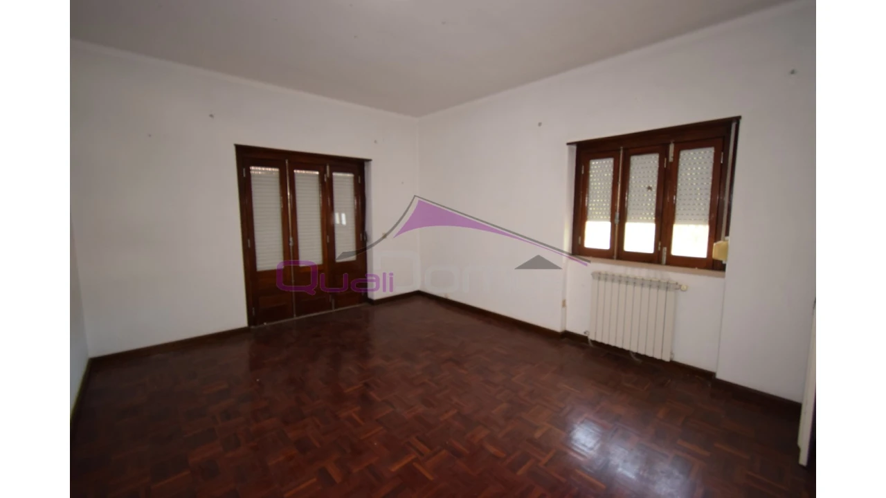 Moradia T4 para Venda em Minde Foto 29