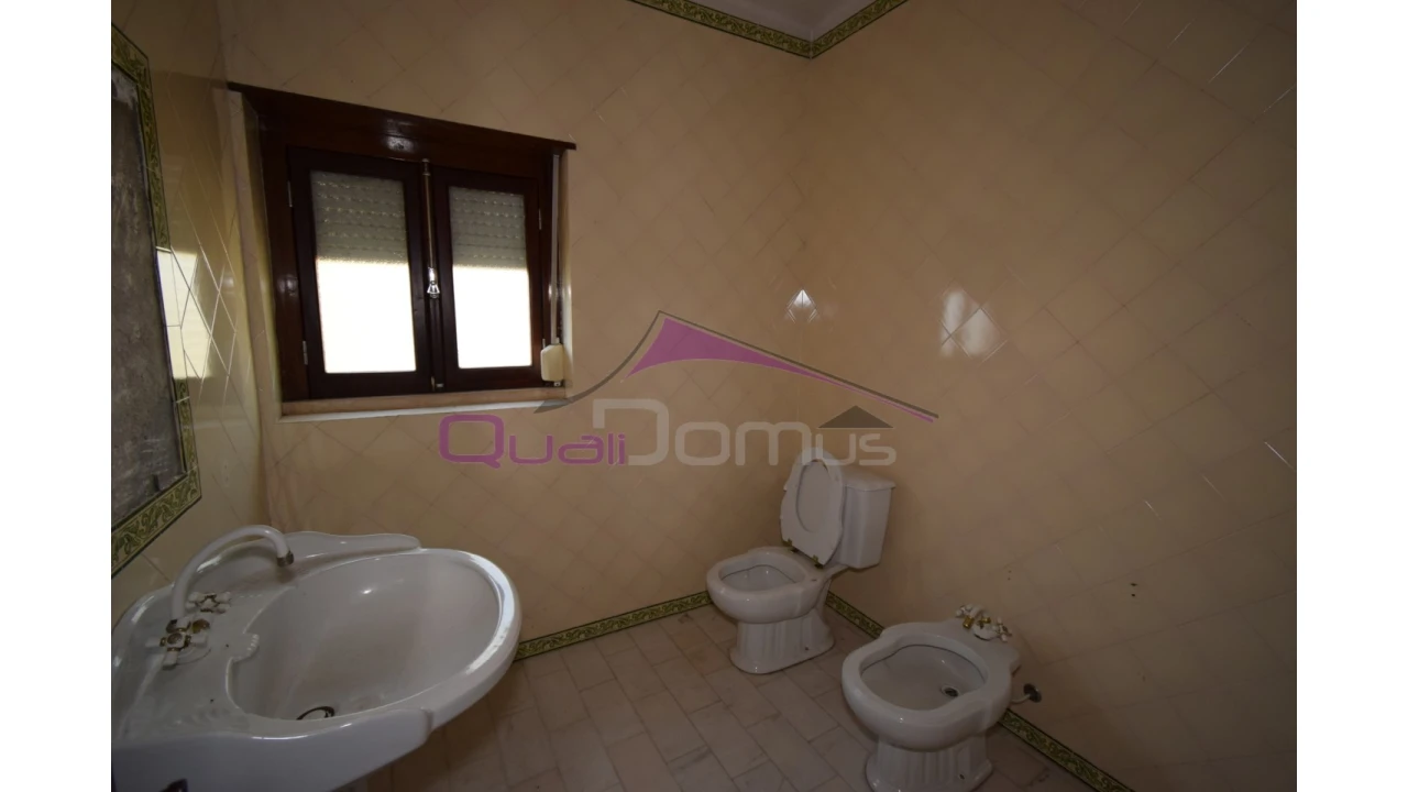 Moradia T4 para Venda em Minde Foto 30