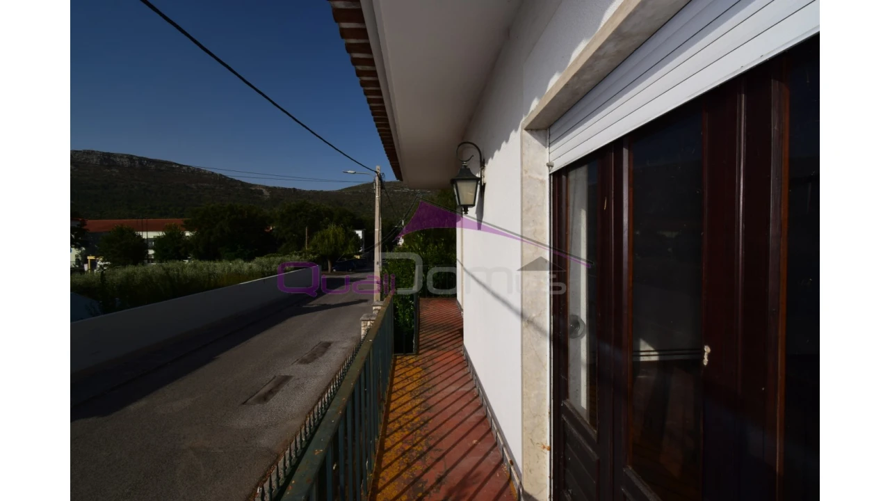 Moradia T4 para Venda em Minde Foto 36