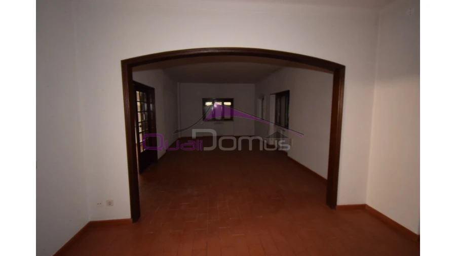 Moradia T4 para Venda em Minde Foto 8