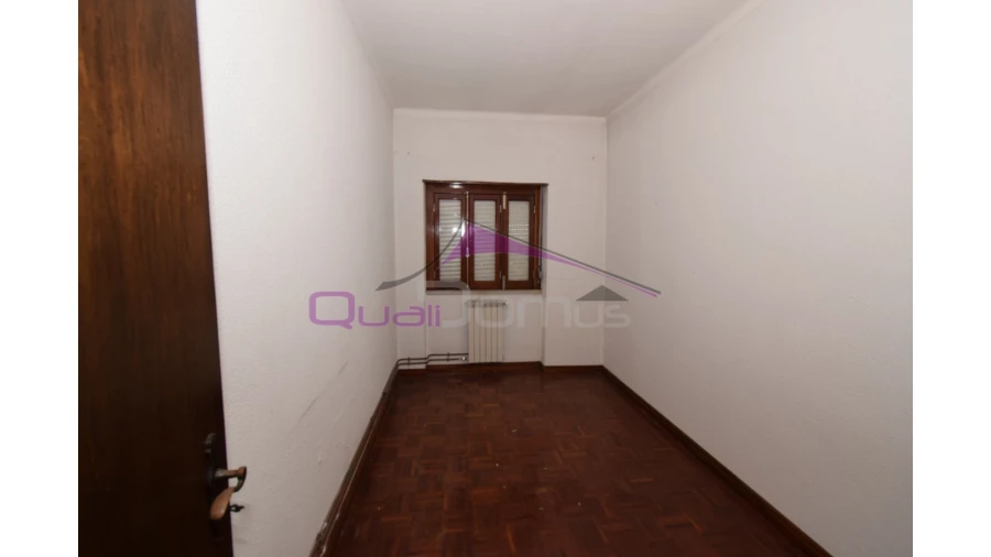 Moradia T4 para Venda em Minde Foto 37