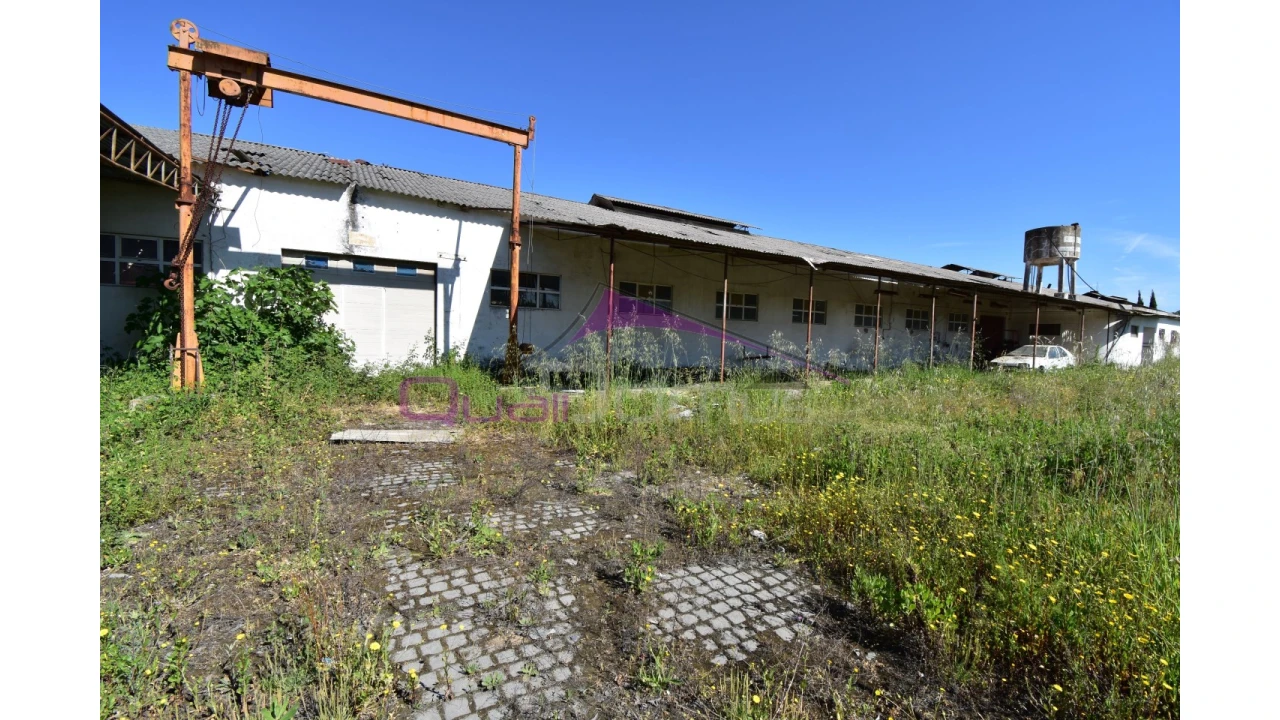 Armazém para Venda em Torres Novas (Santa Maria, Salvador e Santiago) Foto 7