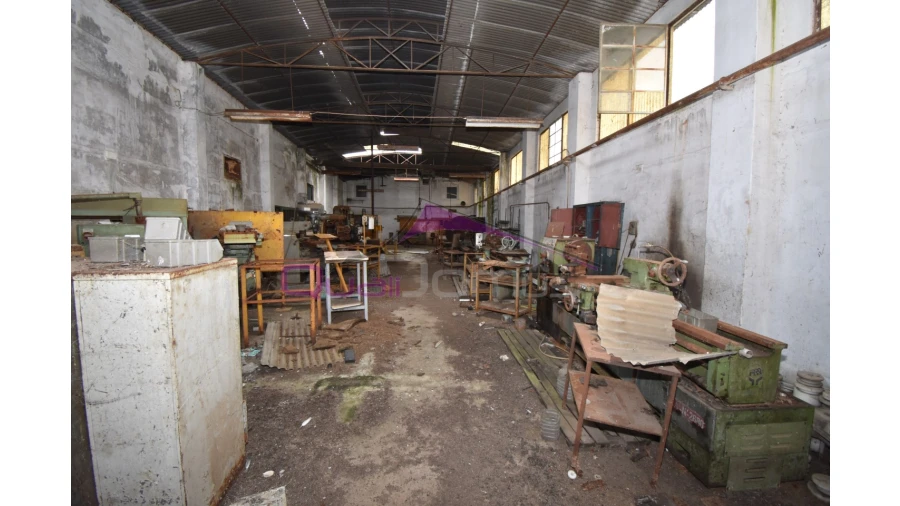 Armazém para Venda em Torres Novas (Santa Maria, Salvador e Santiago) Foto 16