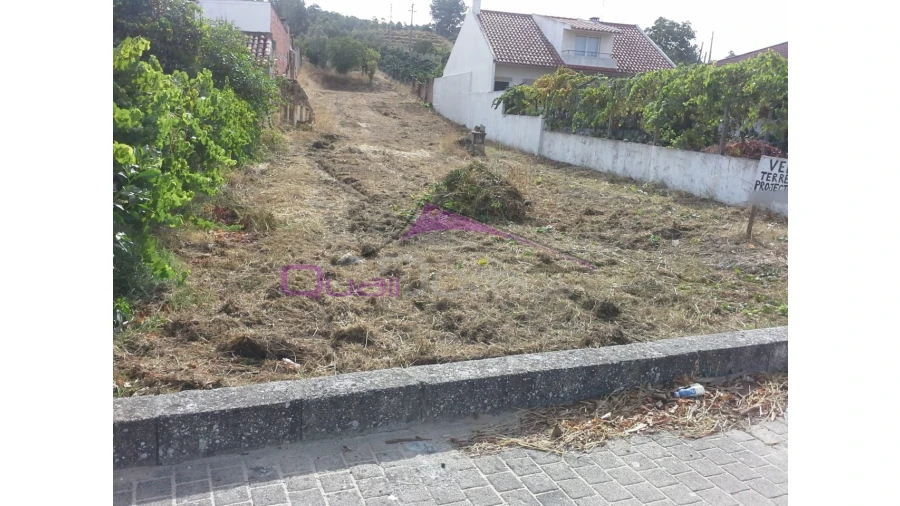 Terreno para Venda em Carregueira Foto 1