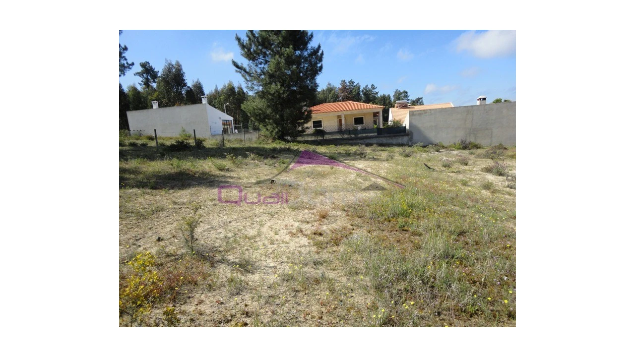 Terreno para Venda em Carregueira Foto 1