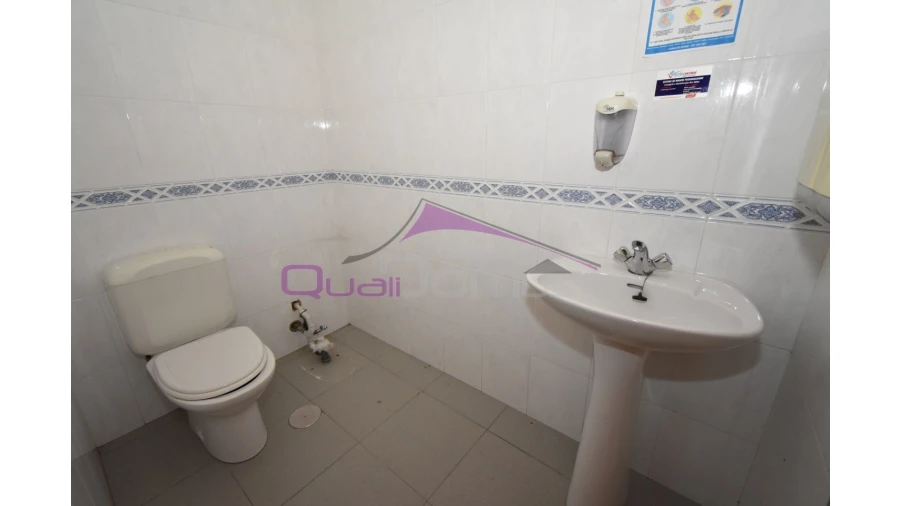 Loja para Venda em Vila Nova da Barquinha Foto 11