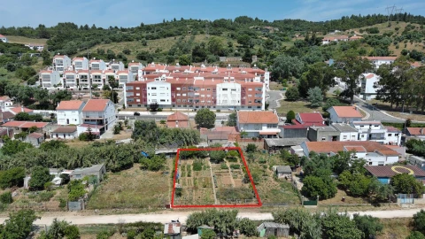 Terreno para Venda em Alverca do Ribatejo e Sobralinho