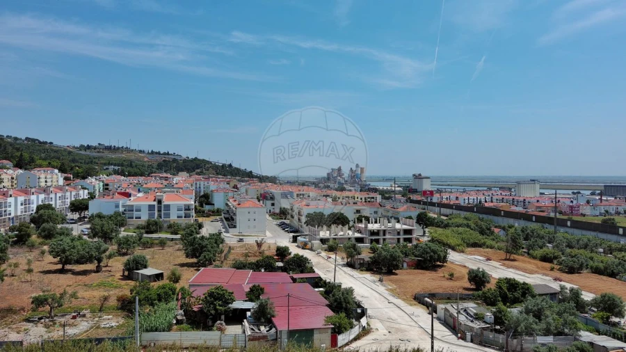 Terreno para Venda em Alverca do Ribatejo e Sobralinho Foto 6