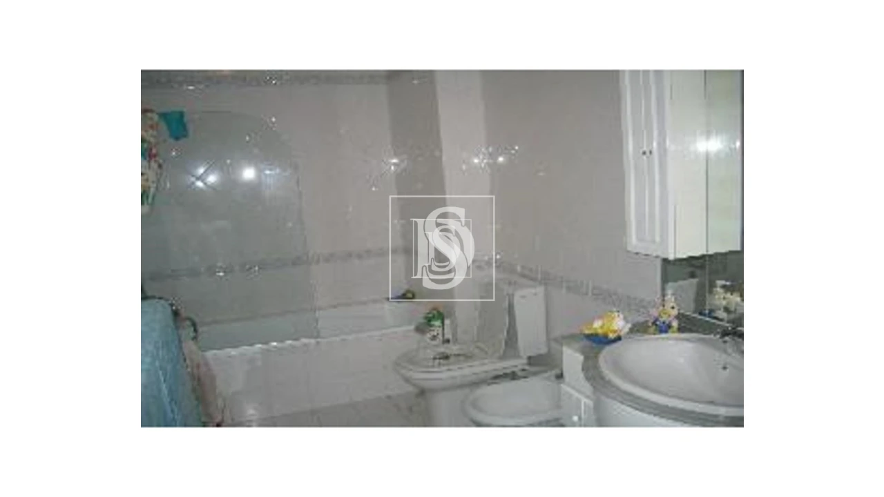 Moradia T6 para Venda em Ferragudo Foto 2