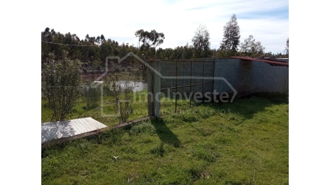 Quinta T1 para Venda em Escalos de Baixo e Mata