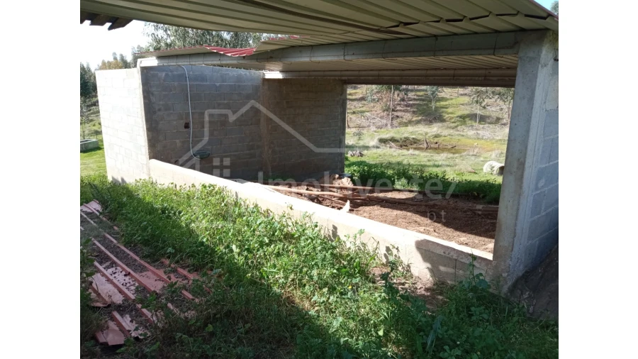 Quinta T1 para Venda em Escalos de Baixo e Mata Foto 18