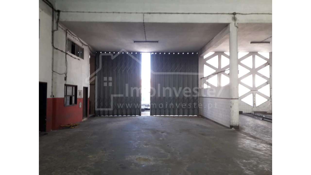 Armazém para Venda em Castelo Branco Foto 1