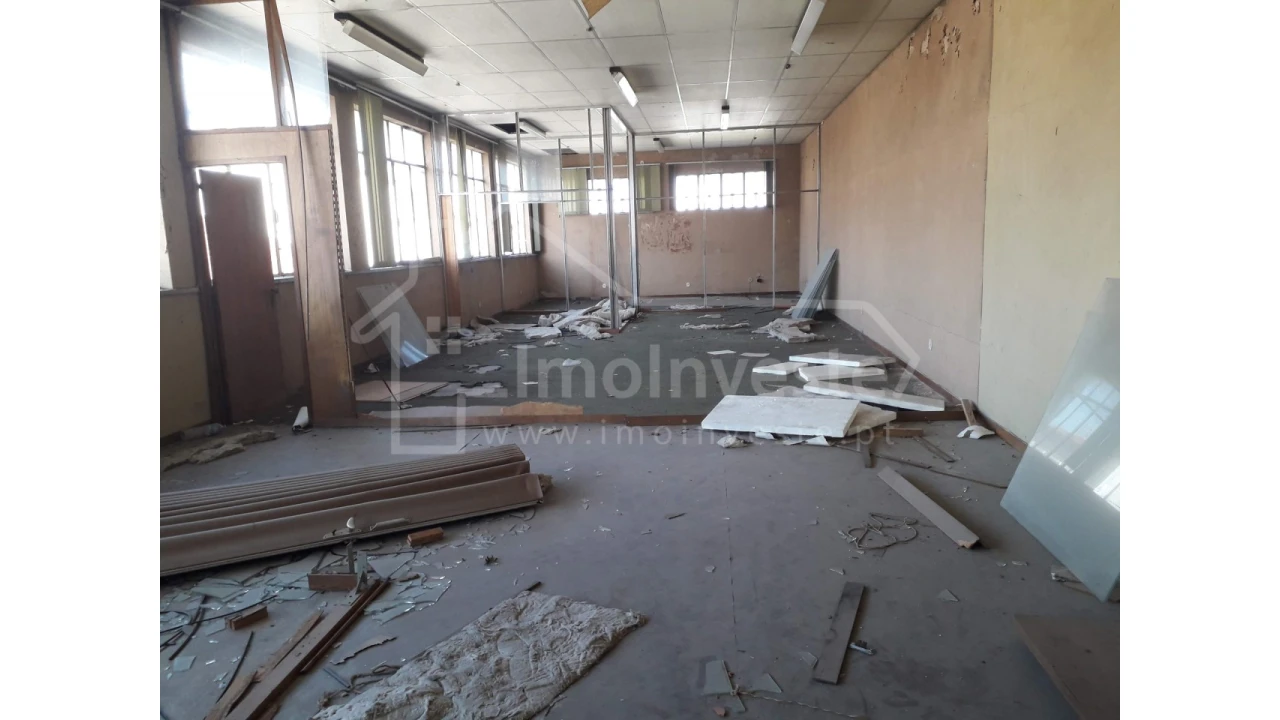 Armazém para Venda em Castelo Branco Foto 32