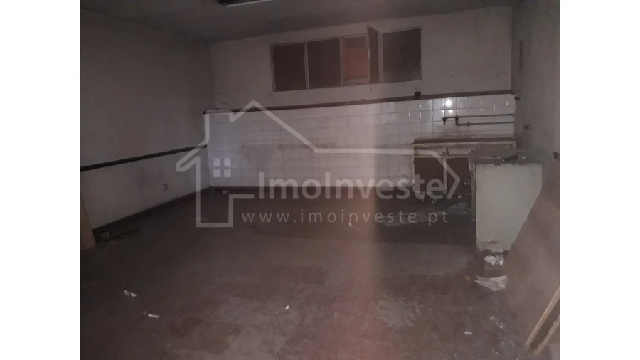 Armazém para Venda em Castelo Branco Foto 37