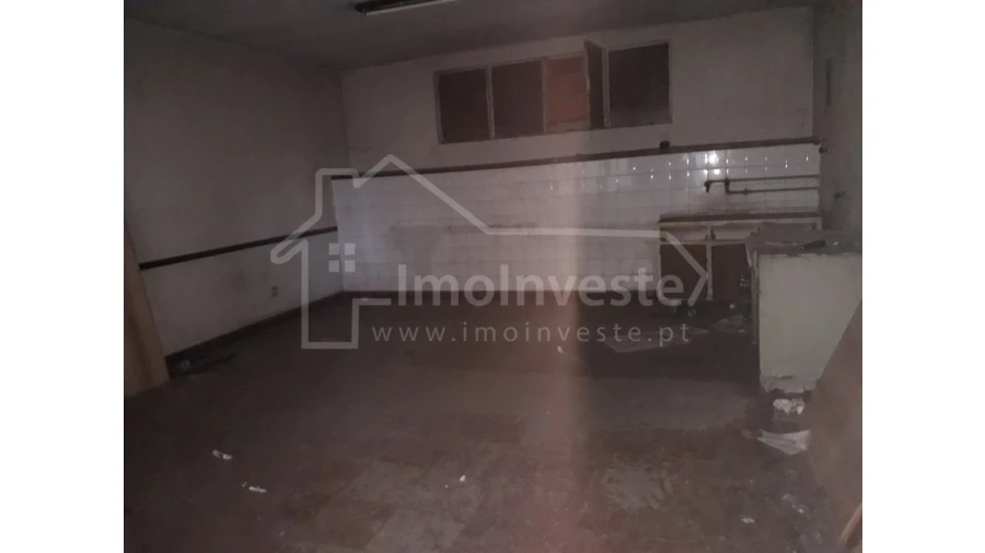 Armazém para Venda em Castelo Branco Foto 38