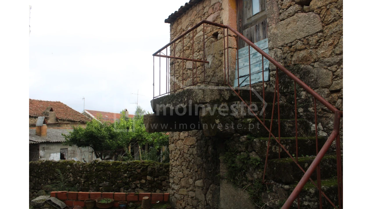 Moradia T3 para Venda em Escalos de Cima e Lousa Foto 11