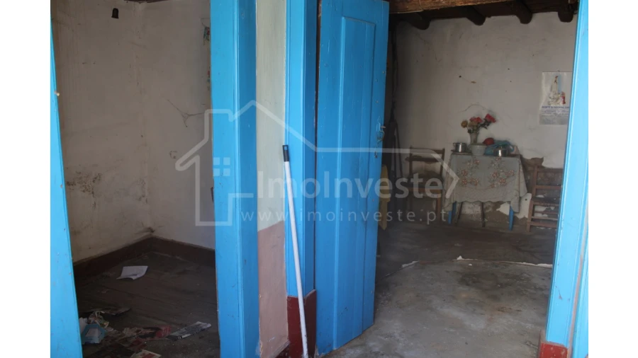 Moradia T3 para Venda em Escalos de Cima e Lousa Foto 2