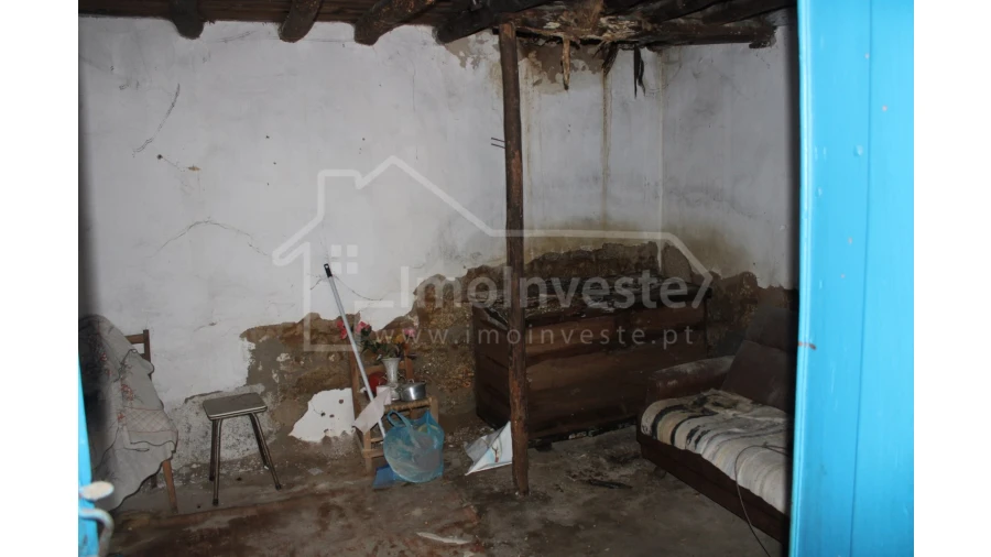 Moradia T3 para Venda em Escalos de Cima e Lousa Foto 3