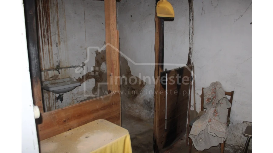 Moradia T3 para Venda em Escalos de Cima e Lousa Foto 4