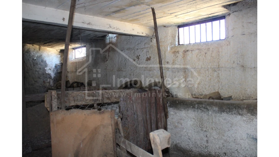 Moradia T3 para Venda em Escalos de Cima e Lousa Foto 7