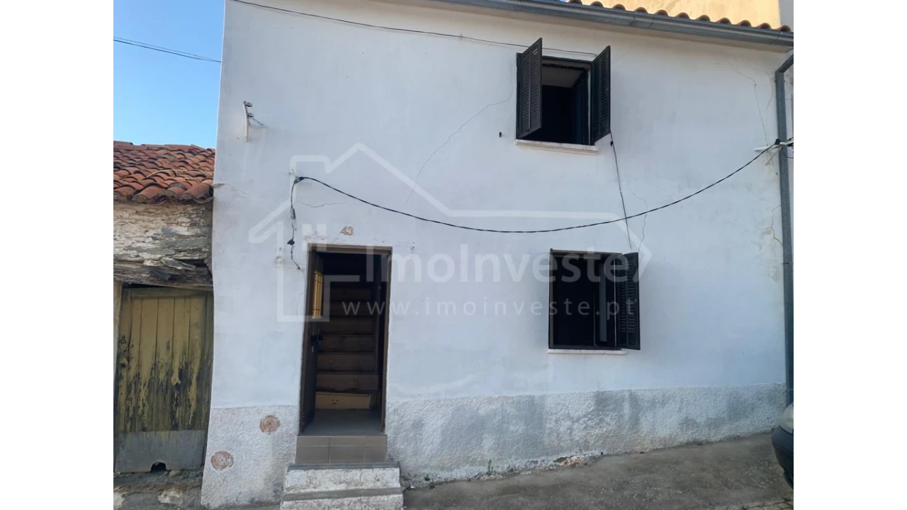 Moradia T4 para Venda em Rosmaninhal Foto 6