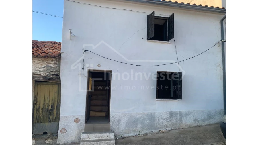 Moradia T4 para Venda em Rosmaninhal Foto 6