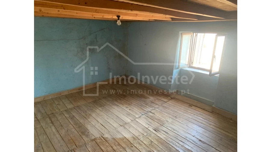 Moradia T4 para Venda em Rosmaninhal Foto 9