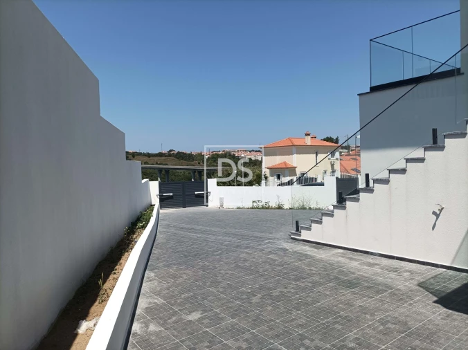 Moradia T3 para Venda em Mafra Foto 3