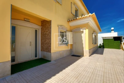 Moradia T4 para Venda em Mafra