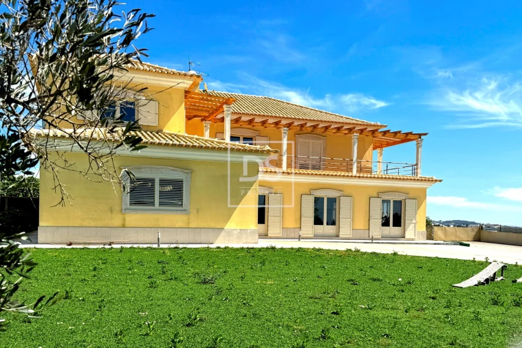 Moradia T4 para Venda em Mafra Foto 3