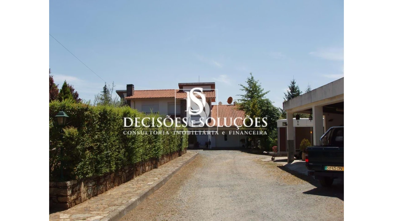 Quinta para Venda em Sé, Santa Maria e Meixedo Foto 1